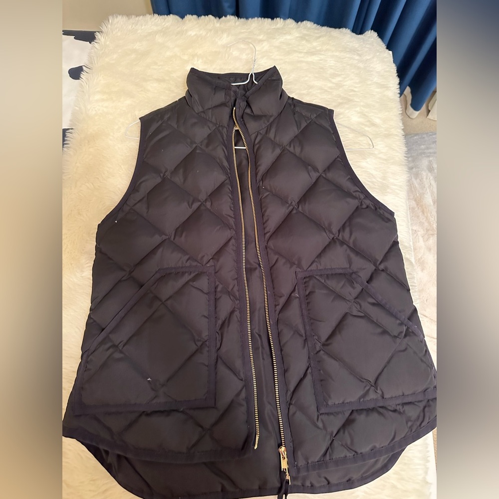 Black J crew Vest
